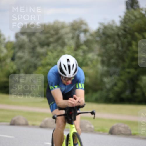 16.06.2024 - 26. Vierlanden-Triathlon Jannik Wohlers http://msf.ph/oto/6278598 16.06.2024 11:20:06 Radfahren 14, 150 meine-sportfotos.de