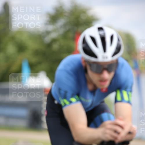 16.06.2024 - 26. Vierlanden-Triathlon Jannik Wohlers http://msf.ph/oto/6278671 16.06.2024 11:20:07 Radfahren 14, 150 meine-sportfotos.de