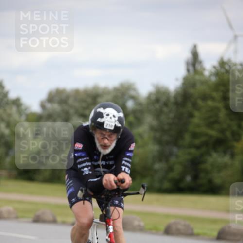 16.06.2024 - 26. Vierlanden-Triathlon Jannik Wohlers http://msf.ph/oto/6279015 16.06.2024 11:20:47 Radfahren 45, 54, 210, 386, 429 meine-sportfotos.de