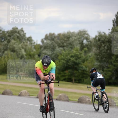 16.06.2024 - 26. Vierlanden-Triathlon Jannik Wohlers http://msf.ph/oto/6279361 16.06.2024 11:20:57 Radfahren 54, 127, 449, 454, 635 meine-sportfotos.de