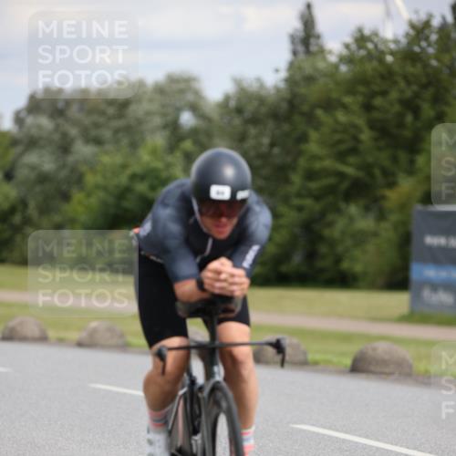 16.06.2024 - 26. Vierlanden-Triathlon Jannik Wohlers http://msf.ph/oto/6280066 16.06.2024 11:21:09 Radfahren 31, 84, 377, 399 meine-sportfotos.de