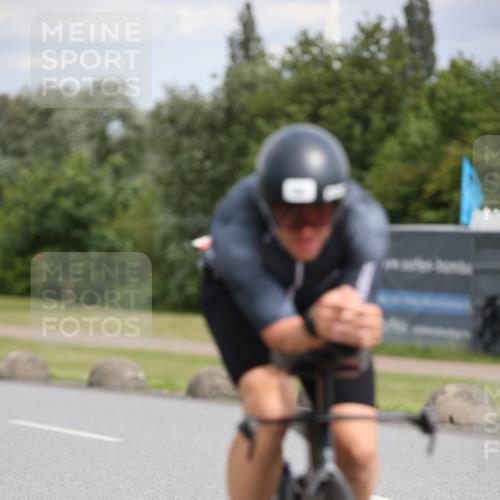 16.06.2024 - 26. Vierlanden-Triathlon Jannik Wohlers http://msf.ph/oto/6280092 16.06.2024 11:21:09 Radfahren 31, 84, 377, 399 meine-sportfotos.de