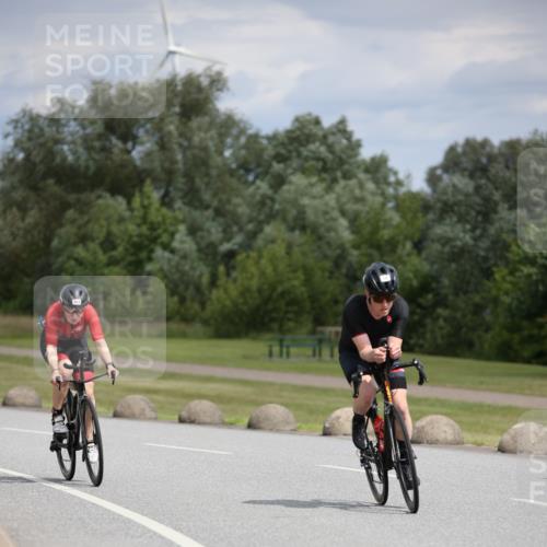 16.06.2024 - 26. Vierlanden-Triathlon Jannik Wohlers http://msf.ph/oto/6280346 16.06.2024 11:21:14 Radfahren 31, 65, 84, 119, 151, 183, 473 meine-sportfotos.de