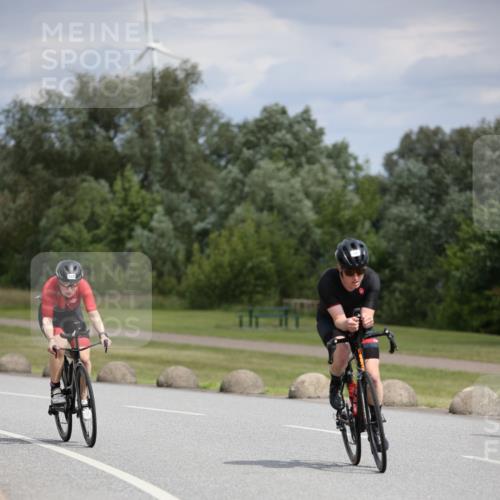 16.06.2024 - 26. Vierlanden-Triathlon Jannik Wohlers http://msf.ph/oto/6280359 16.06.2024 11:21:14 Radfahren 31, 65, 84, 119, 151, 183, 473 meine-sportfotos.de