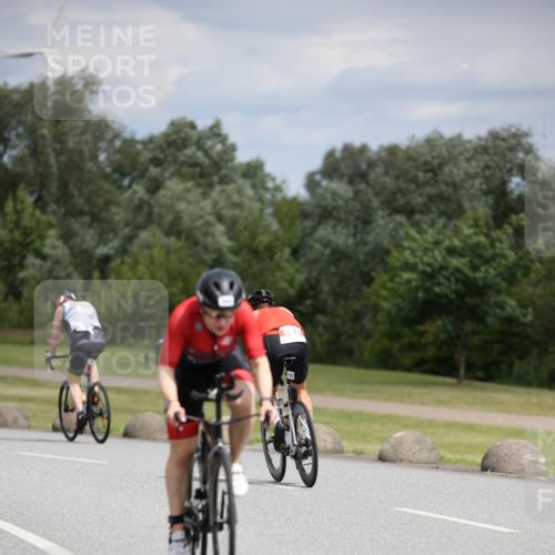 16.06.2024 - 26. Vierlanden-Triathlon Jannik Wohlers http://msf.ph/oto/6280476 16.06.2024 11:21:16 Radfahren 31, 65, 83, 84, 119, 151, 171, 183, 473 meine-sportfotos.de