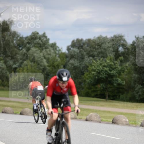 16.06.2024 - 26. Vierlanden-Triathlon Jannik Wohlers http://msf.ph/oto/6280536 16.06.2024 11:21:16 Radfahren 31, 65, 83, 84, 119, 151, 171, 183, 473 meine-sportfotos.de