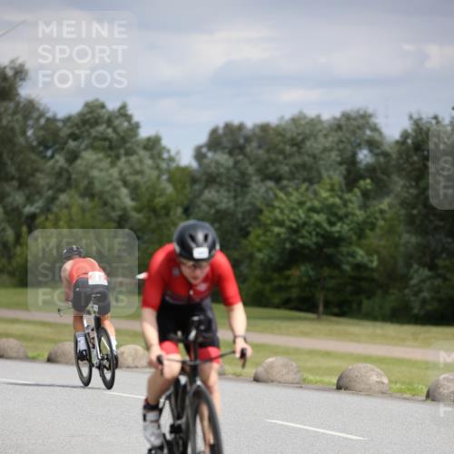 16.06.2024 - 26. Vierlanden-Triathlon Jannik Wohlers http://msf.ph/oto/6280546 16.06.2024 11:21:16 Radfahren 31, 65, 83, 84, 119, 151, 171, 183, 473 meine-sportfotos.de
