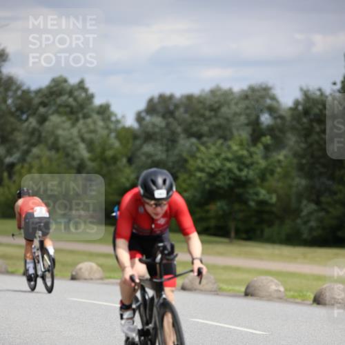 16.06.2024 - 26. Vierlanden-Triathlon Jannik Wohlers http://msf.ph/oto/6280554 16.06.2024 11:21:16 Radfahren 31, 65, 83, 84, 119, 151, 171, 183, 473 meine-sportfotos.de