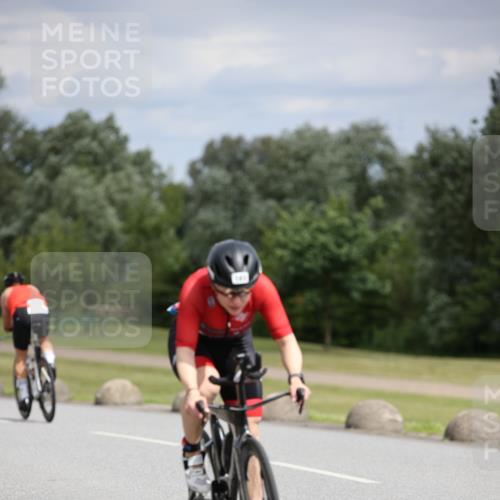 16.06.2024 - 26. Vierlanden-Triathlon Jannik Wohlers http://msf.ph/oto/6280560 16.06.2024 11:21:16 Radfahren 31, 65, 83, 84, 119, 151, 171, 183, 473 meine-sportfotos.de