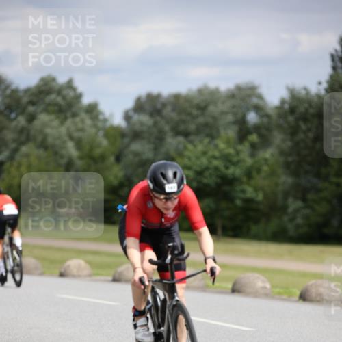 16.06.2024 - 26. Vierlanden-Triathlon Jannik Wohlers http://msf.ph/oto/6280564 16.06.2024 11:21:16 Radfahren 31, 65, 83, 84, 119, 151, 171, 183, 473 meine-sportfotos.de