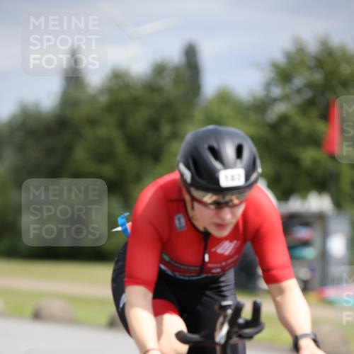 16.06.2024 - 26. Vierlanden-Triathlon Jannik Wohlers http://msf.ph/oto/6280616 16.06.2024 11:21:17 Radfahren 31, 65, 83, 119, 151, 171, 183, 473, 1278 meine-sportfotos.de