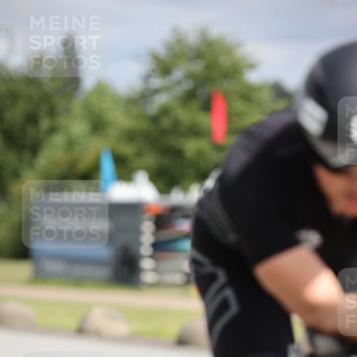 16.06.2024 - 26. Vierlanden-Triathlon Jannik Wohlers http://msf.ph/oto/6280738 16.06.2024 11:21:21 Radfahren 65, 79, 83, 119, 151, 171, 183, 1278 meine-sportfotos.de