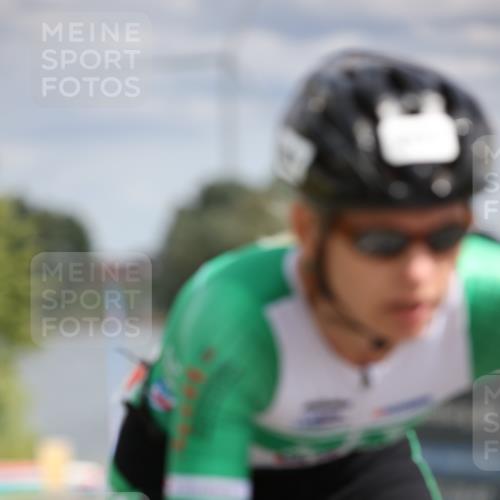 16.06.2024 - 26. Vierlanden-Triathlon Jannik Wohlers http://msf.ph/oto/6281425 16.06.2024 11:21:52 Radfahren 27, 47, 98, 106, 207, 398 meine-sportfotos.de