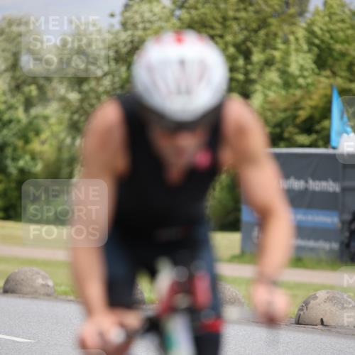 16.06.2024 - 26. Vierlanden-Triathlon Jannik Wohlers http://msf.ph/oto/6281490 16.06.2024 11:22:04 Radfahren 30, 94, 108, 360, 403, 1279 meine-sportfotos.de