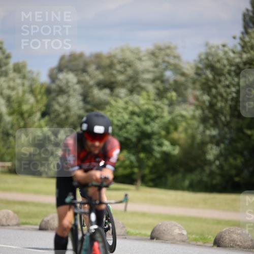 16.06.2024 - 26. Vierlanden-Triathlon Jannik Wohlers http://msf.ph/oto/6282086 16.06.2024 11:23:47 Radfahren 83, 122, 627 meine-sportfotos.de