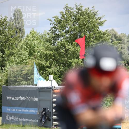 16.06.2024 - 26. Vierlanden-Triathlon Jannik Wohlers http://msf.ph/oto/6282439 16.06.2024 11:23:48 Radfahren 83, 122, 627 meine-sportfotos.de