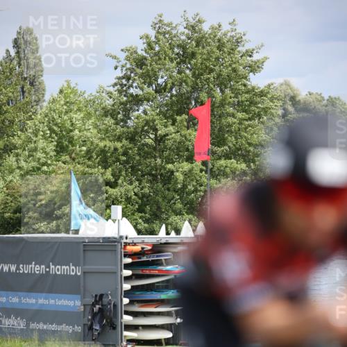 16.06.2024 - 26. Vierlanden-Triathlon Jannik Wohlers http://msf.ph/oto/6282443 16.06.2024 11:23:48 Radfahren 83, 122, 627 meine-sportfotos.de