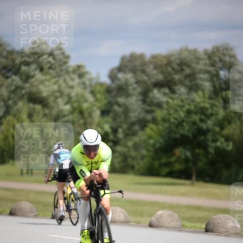 16.06.2024 - 26. Vierlanden-Triathlon Jannik Wohlers http://msf.ph/oto/6282467 16.06.2024 11:23:56 Radfahren 54, 82, 135, 581, 627 meine-sportfotos.de