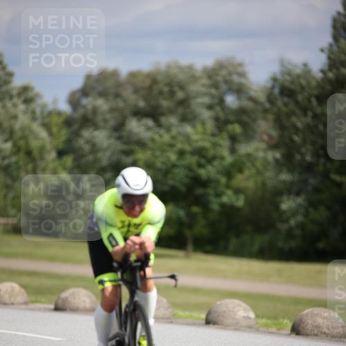 16.06.2024 - 26. Vierlanden-Triathlon Jannik Wohlers http://msf.ph/oto/6282491 16.06.2024 11:23:56 Radfahren 54, 82, 135, 581, 627 meine-sportfotos.de