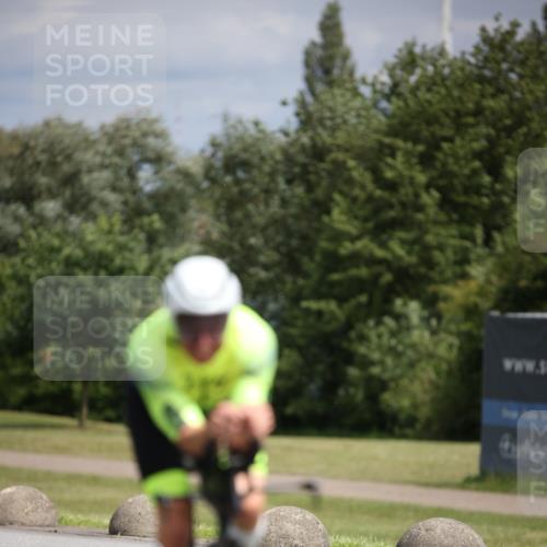 16.06.2024 - 26. Vierlanden-Triathlon Jannik Wohlers http://msf.ph/oto/6282524 16.06.2024 11:23:57 Radfahren 54, 82, 135, 581, 627 meine-sportfotos.de