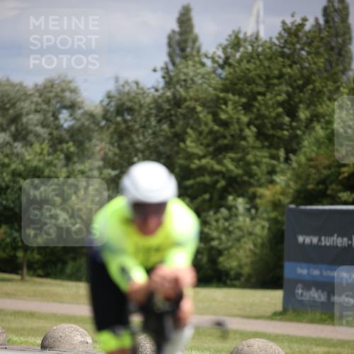 16.06.2024 - 26. Vierlanden-Triathlon Jannik Wohlers http://msf.ph/oto/6282539 16.06.2024 11:23:57 Radfahren 54, 82, 135, 581, 627 meine-sportfotos.de
