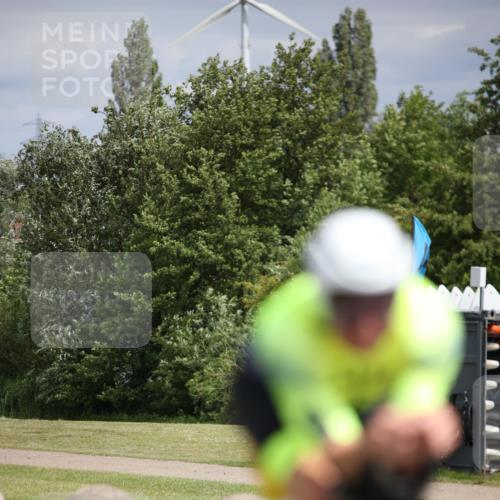 16.06.2024 - 26. Vierlanden-Triathlon Jannik Wohlers http://msf.ph/oto/6282601 16.06.2024 11:23:57 Radfahren 54, 82, 135, 581, 627 meine-sportfotos.de