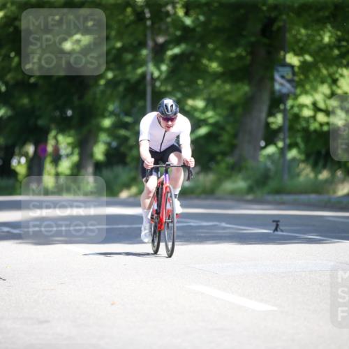 16.06.2024 - 7 Türme Triathlon Fuchs,  Jonas http://msf.ph/oto/6282711 16.06.2024 10:48:03 Radfahren 122 meine-sportfotos.de
