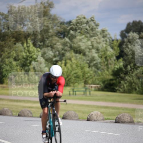 16.06.2024 - 26. Vierlanden-Triathlon Jannik Wohlers http://msf.ph/oto/6282736 16.06.2024 11:24:24 Radfahren 26, 30, 65, 79, 127, 171, 209, 210, 541 meine-sportfotos.de