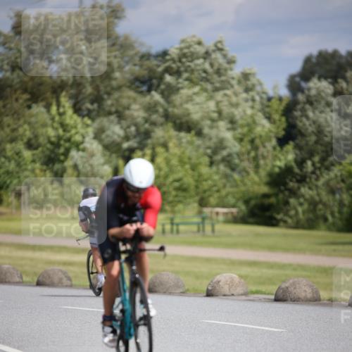 16.06.2024 - 26. Vierlanden-Triathlon Jannik Wohlers http://msf.ph/oto/6282743 16.06.2024 11:24:24 Radfahren 26, 30, 65, 79, 127, 171, 209, 210, 541 meine-sportfotos.de