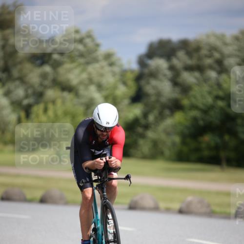 16.06.2024 - 26. Vierlanden-Triathlon Jannik Wohlers http://msf.ph/oto/6282837 16.06.2024 11:24:25 Radfahren 26, 30, 32, 65, 79, 127, 171, 209, 210, 621 meine-sportfotos.de