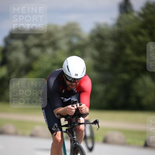 16.06.2024 - 26. Vierlanden-Triathlon Jannik Wohlers http://msf.ph/oto/6282953 16.06.2024 11:24:25 Radfahren 26, 30, 32, 65, 79, 127, 171, 209, 210, 621 meine-sportfotos.de