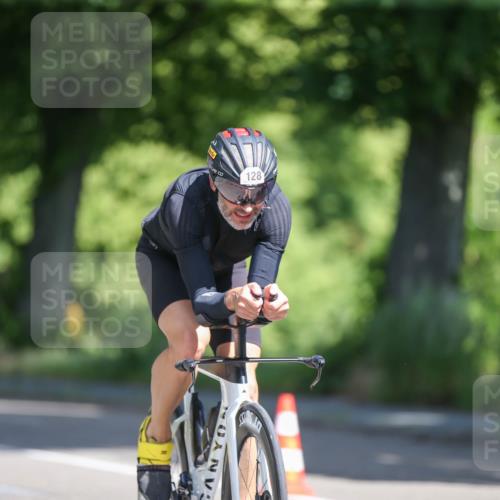 16.06.2024 - 7 Türme Triathlon Fuchs,  Jonas http://msf.ph/oto/6283021 16.06.2024 10:54:42 Radfahren 128 meine-sportfotos.de