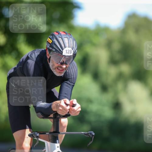 16.06.2024 - 7 Türme Triathlon Fuchs,  Jonas http://msf.ph/oto/6283023 16.06.2024 10:54:42 Radfahren 128 meine-sportfotos.de