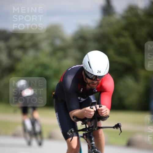 16.06.2024 - 26. Vierlanden-Triathlon Jannik Wohlers http://msf.ph/oto/6283096 16.06.2024 11:24:25 Radfahren 26, 30, 32, 65, 79, 127, 171, 209, 210, 621 meine-sportfotos.de