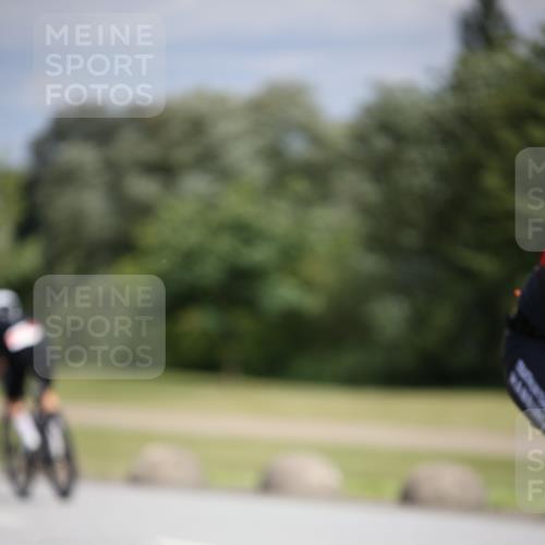 16.06.2024 - 26. Vierlanden-Triathlon Jannik Wohlers http://msf.ph/oto/6283114 16.06.2024 11:24:26 Radfahren 26, 30, 32, 79, 127, 209, 210, 621 meine-sportfotos.de