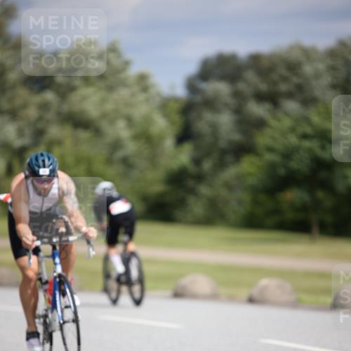16.06.2024 - 26. Vierlanden-Triathlon Jannik Wohlers http://msf.ph/oto/6283125 16.06.2024 11:24:26 Radfahren 26, 30, 32, 79, 127, 209, 210, 621 meine-sportfotos.de