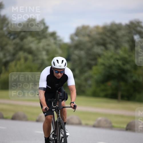 16.06.2024 - 26. Vierlanden-Triathlon Jannik Wohlers http://msf.ph/oto/6283464 16.06.2024 11:24:58 Radfahren 102 meine-sportfotos.de
