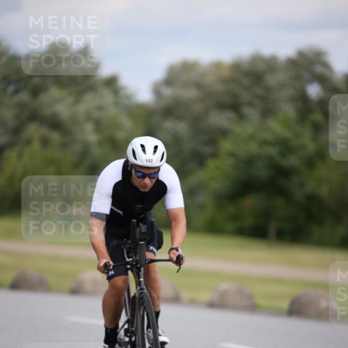 16.06.2024 - 26. Vierlanden-Triathlon Jannik Wohlers http://msf.ph/oto/6283468 16.06.2024 11:24:58 Radfahren 102 meine-sportfotos.de