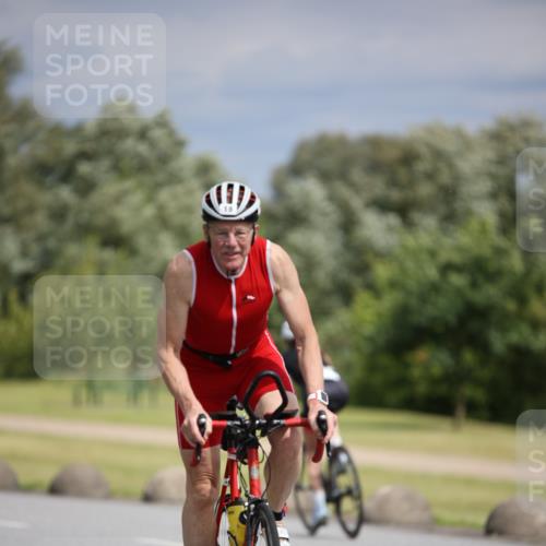 16.06.2024 - 26. Vierlanden-Triathlon Jannik Wohlers http://msf.ph/oto/6283701 16.06.2024 11:25:42 Radfahren 19, 568, 591, 604, 629 meine-sportfotos.de