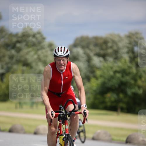 16.06.2024 - 26. Vierlanden-Triathlon Jannik Wohlers http://msf.ph/oto/6283702 16.06.2024 11:25:42 Radfahren 19, 568, 591, 604, 629 meine-sportfotos.de