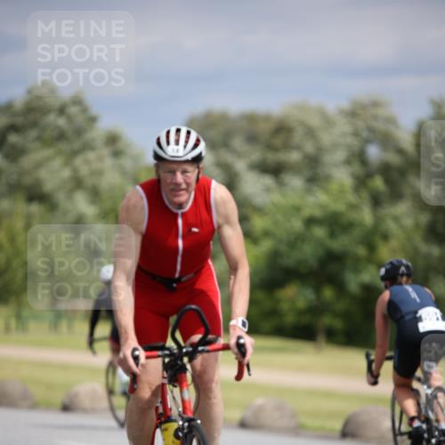 16.06.2024 - 26. Vierlanden-Triathlon Jannik Wohlers http://msf.ph/oto/6283708 16.06.2024 11:25:42 Radfahren 19, 568, 591, 604, 629 meine-sportfotos.de