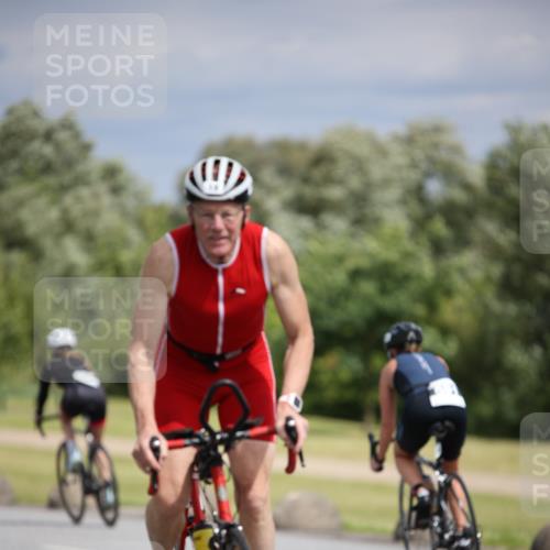 16.06.2024 - 26. Vierlanden-Triathlon Jannik Wohlers http://msf.ph/oto/6283714 16.06.2024 11:25:42 Radfahren 19, 568, 591, 604, 629 meine-sportfotos.de