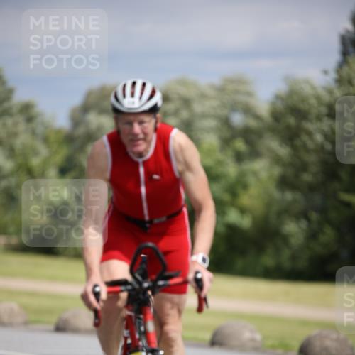 16.06.2024 - 26. Vierlanden-Triathlon Jannik Wohlers http://msf.ph/oto/6283728 16.06.2024 11:25:43 Radfahren 19, 568, 591, 604, 629 meine-sportfotos.de