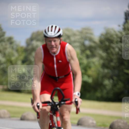 16.06.2024 - 26. Vierlanden-Triathlon Jannik Wohlers http://msf.ph/oto/6283730 16.06.2024 11:25:43 Radfahren 19, 568, 591, 604, 629 meine-sportfotos.de