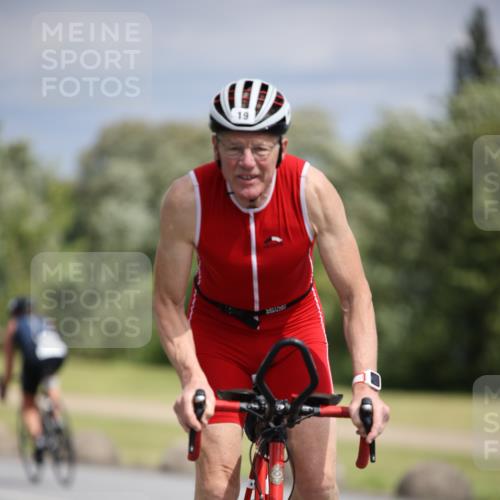 16.06.2024 - 26. Vierlanden-Triathlon Jannik Wohlers http://msf.ph/oto/6283741 16.06.2024 11:25:43 Radfahren 19, 568, 591, 604, 629 meine-sportfotos.de