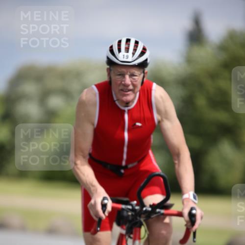 16.06.2024 - 26. Vierlanden-Triathlon Jannik Wohlers http://msf.ph/oto/6283749 16.06.2024 11:25:43 Radfahren 19, 568, 591, 604, 629 meine-sportfotos.de