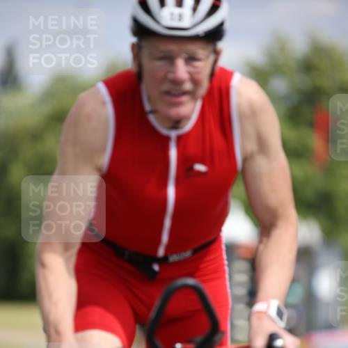 16.06.2024 - 26. Vierlanden-Triathlon Jannik Wohlers http://msf.ph/oto/6283774 16.06.2024 11:25:44 Radfahren 19, 568, 591, 604, 629 meine-sportfotos.de