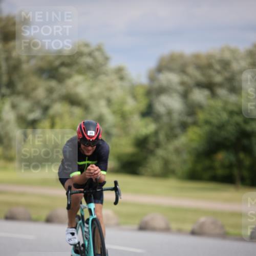 16.06.2024 - 26. Vierlanden-Triathlon Jannik Wohlers http://msf.ph/oto/6283852 16.06.2024 11:25:47 Radfahren 19, 20, 479, 591, 604, 629 meine-sportfotos.de