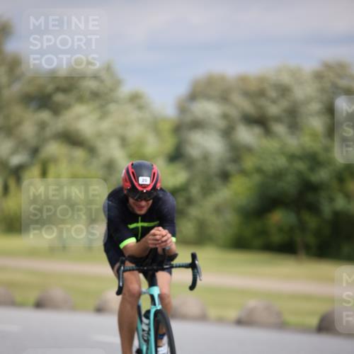 16.06.2024 - 26. Vierlanden-Triathlon Jannik Wohlers http://msf.ph/oto/6283862 16.06.2024 11:25:47 Radfahren 19, 20, 479, 591, 604, 629 meine-sportfotos.de