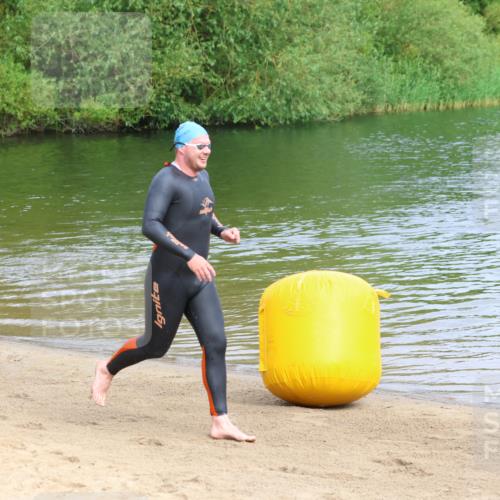 16.06.2024 - 26. Vierlanden-Triathlon Strokosch-Dieckow http://msf.ph/oto/6283891 16.06.2024 09:08:35 Schwimmen  meine-sportfotos.de